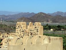 122 Blick von Festung Bahla auf Landschaft.JPG